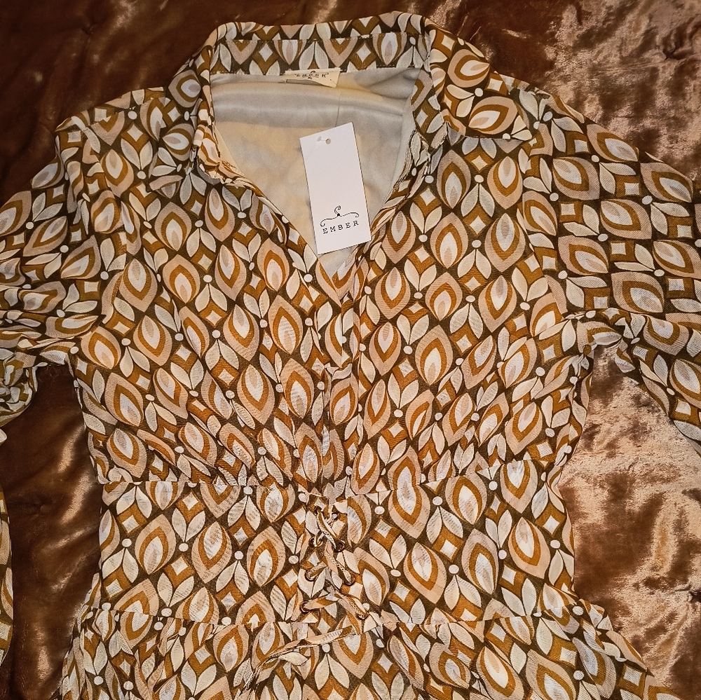 Ember, multi colored, laced blouse sz XL